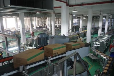 30人,每天生產(chǎn)飲料120萬(wàn)瓶!紹興這家工廠