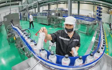 兩樂(lè)+農(nóng)夫山泉拼命&ldquo;卡脖子&rdquo;,元?dú)馍秩绾味笞∶\(yùn)的咽喉?